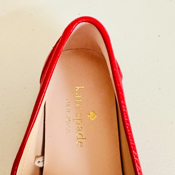 NEW KATE SPADE NEW YORK CARMEN RED PEBBLED LEATHER LOAFERS FLATS - Picture 9 of 9